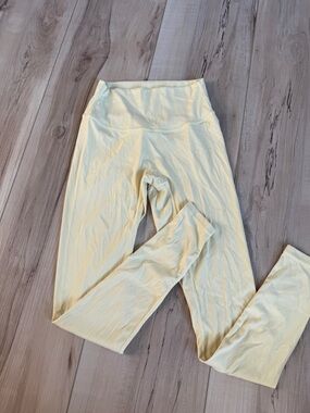 PARAGON Light Yellow High-Waist Leggings